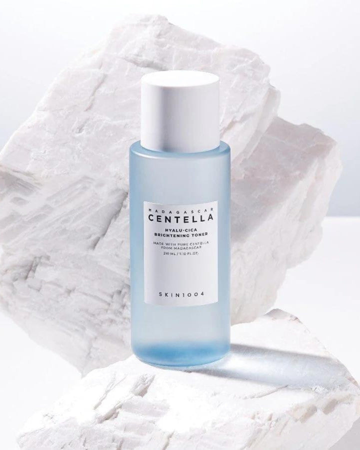 SKIN1004 - Madagascar Centella Hyalu-Cica Brightening Toner