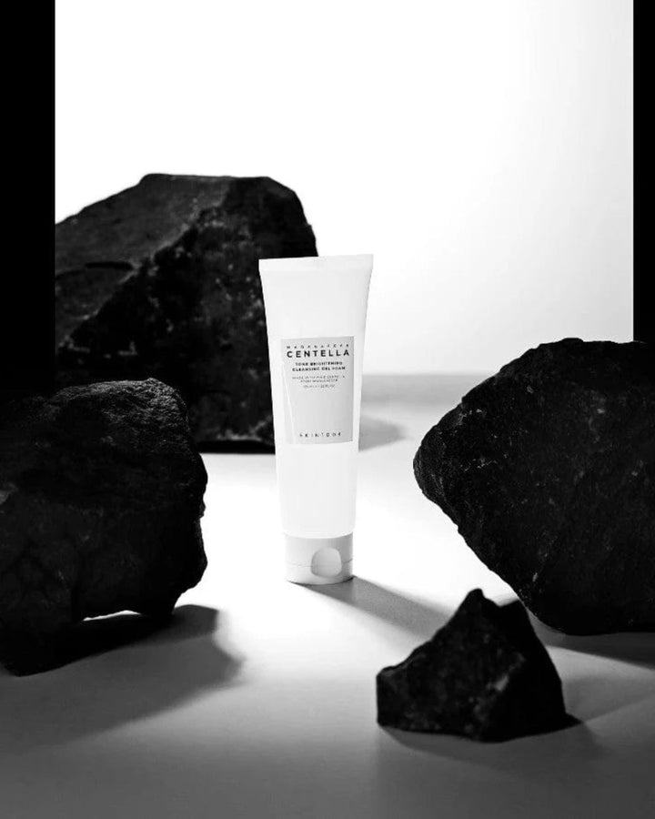 SKIN1004 - Madagascar Centella Tone Brightening Cleansing Gel Foam